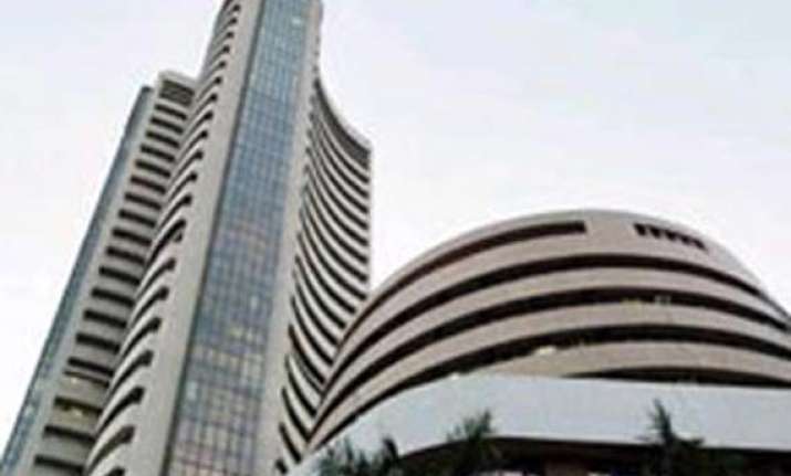 sensex at 1 week high up 324 pts on improved cad