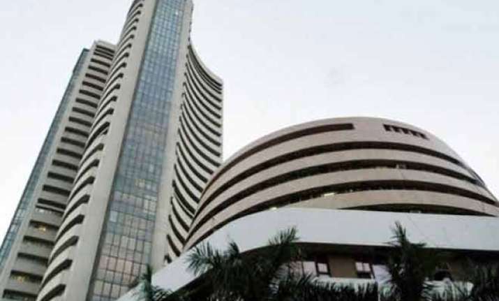 sensex drops 60 points as rate fears send bank stocks down