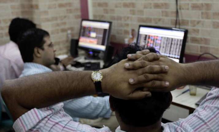 sensex snaps 3 day rally down 48 pts on profit booking