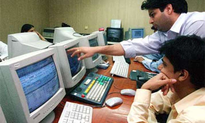 sensex falls 67 pts in choppy trade