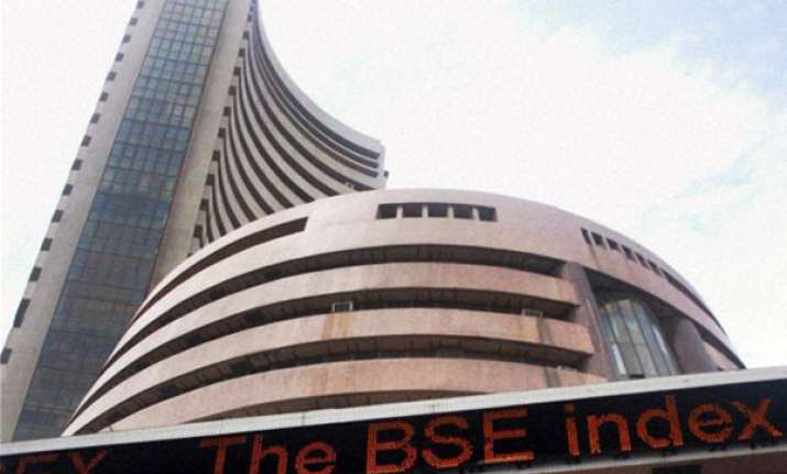 sensex up by 165 points at weekend closing
