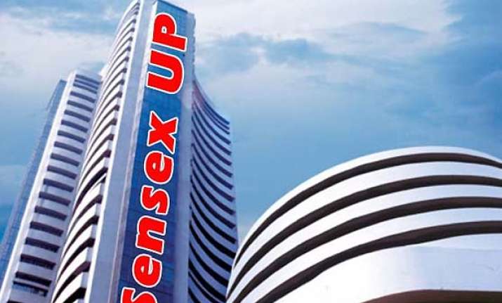 sensex snaps losing streak up 323 points