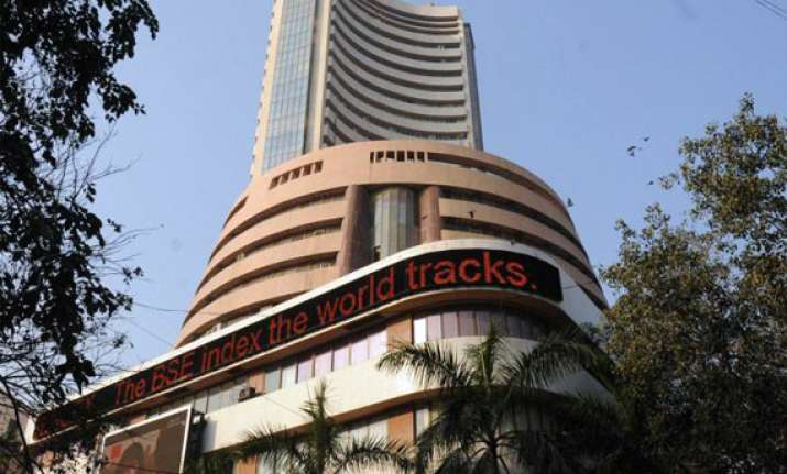 sensex dips 277 pts falls below 17k mark on tcs earnings