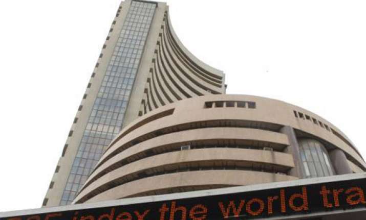 sensex falls from 7 mth high on profit selling loses 283 pts