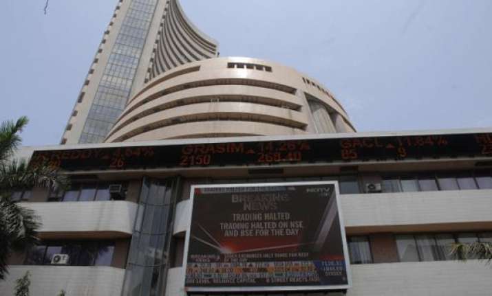 sensex rebounds 154 points on pm s pep talk