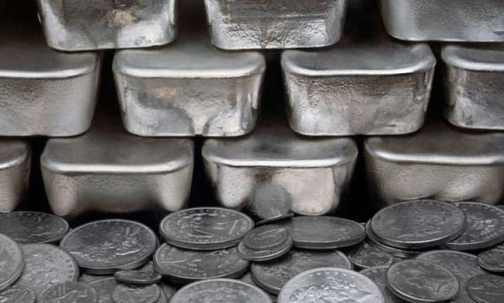 silver futures spurt to rs 51 480 per kg