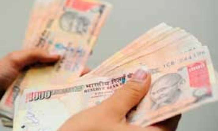 south asians rely on informal money transfers study