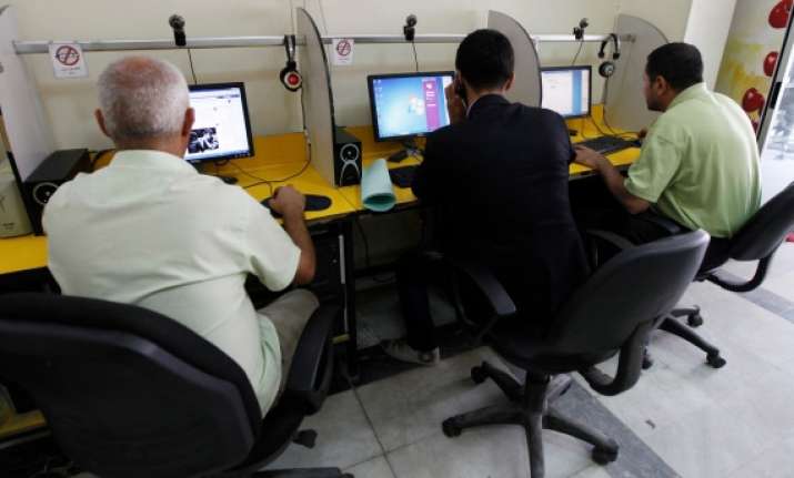 ten global companies cut one lakh jobs in 2012 led by hp