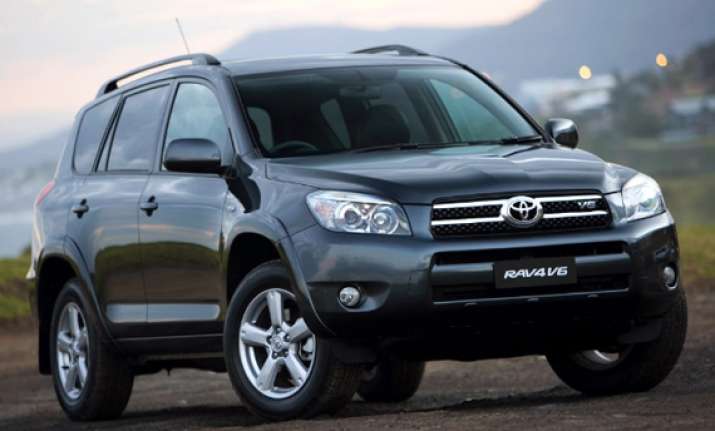 toyota top selling automaker despite china slump