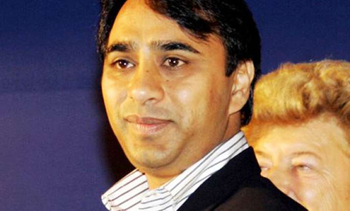 vikram akula quits sks microfinance
