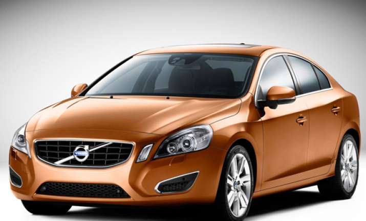 volvo rolls out three new variants in india at lower price