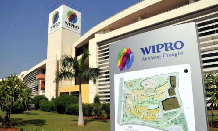 wipro hcl in race for rs 1 500 cr india posts devices
