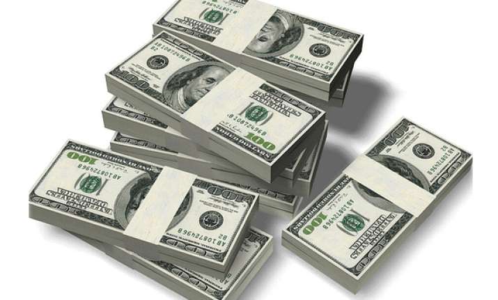world finance officials focus on global risks