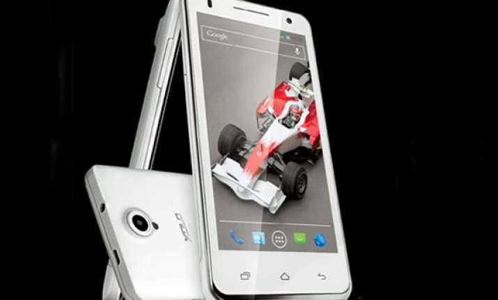 xolo launches another quad core smartphone q900 for rs12 999