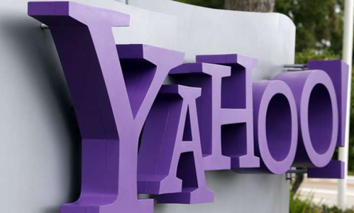 yahoo again tops google in us web visitors in sept