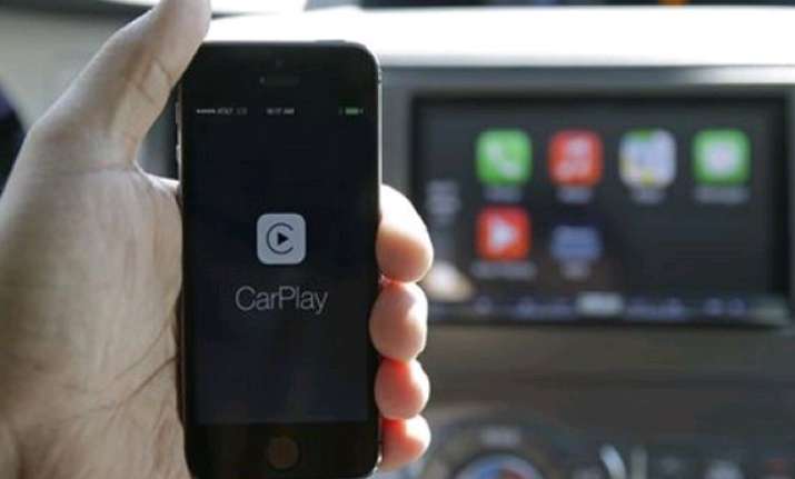 review apple s carplay headed in right direction