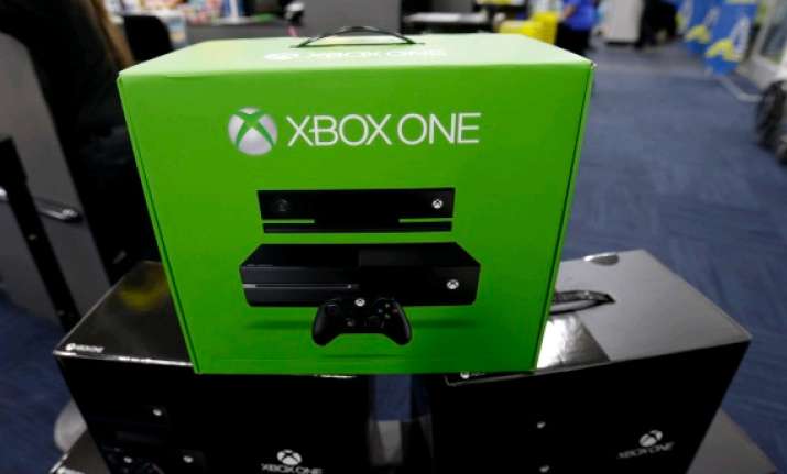 5 year old boy finds security flaw in xbox live