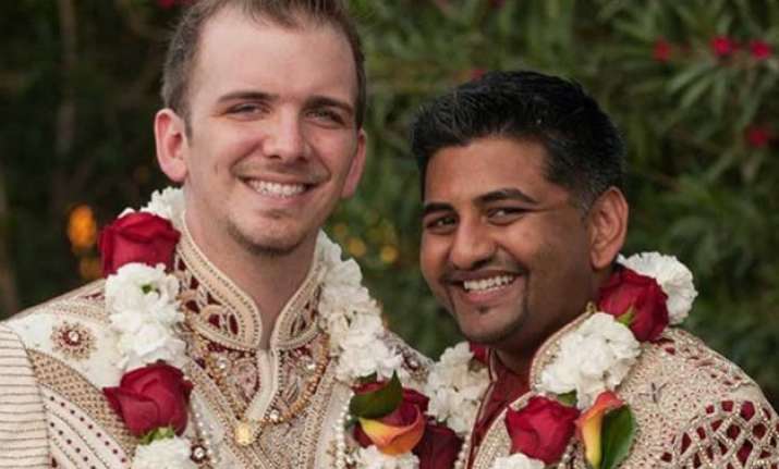 Indo American Gay Couple Married In Hindu Traditional Wedding Indiatv News Life News India Tv