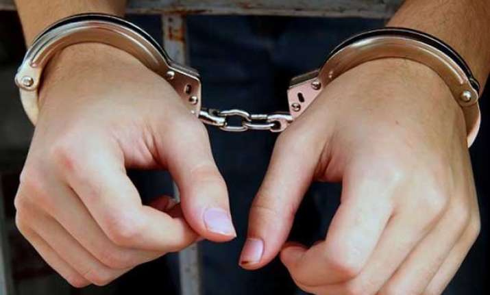 selfie with victim gets robbery suspect arrested
