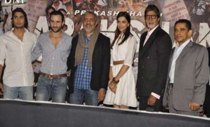 aarakshan unit dances to the tunes of big b