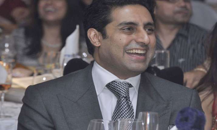 abhishek bachchan turns three on twitter
