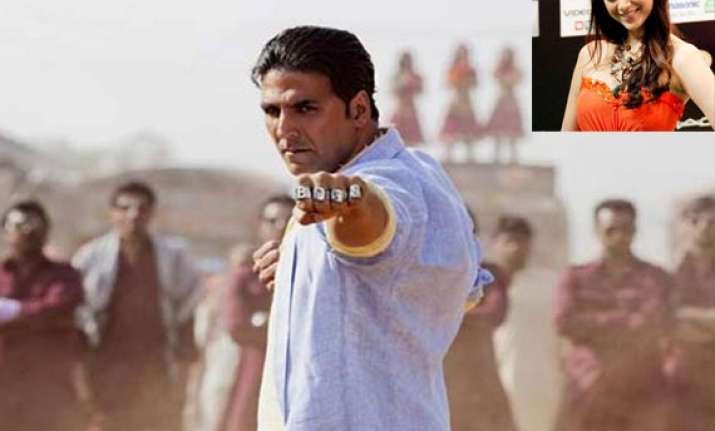aditi finds akshay incredible actor