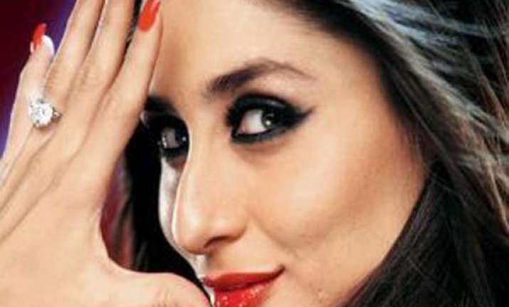 after talaash kareena readies for rom com