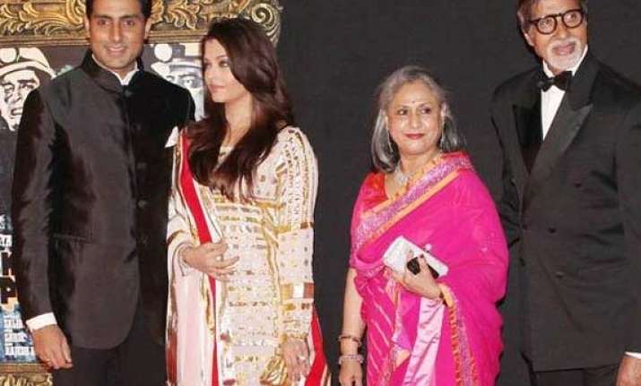 aishwarya jaya spat abhishek aishwarya to leave bachchan
