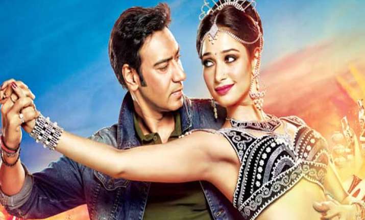 ajay devgn to speak in 5 languages in himmatwala