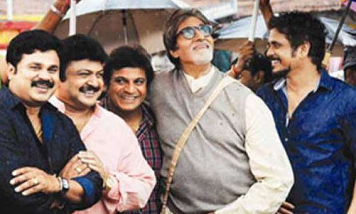 amitabh bachchan shoots cameo for nagarjuna s film