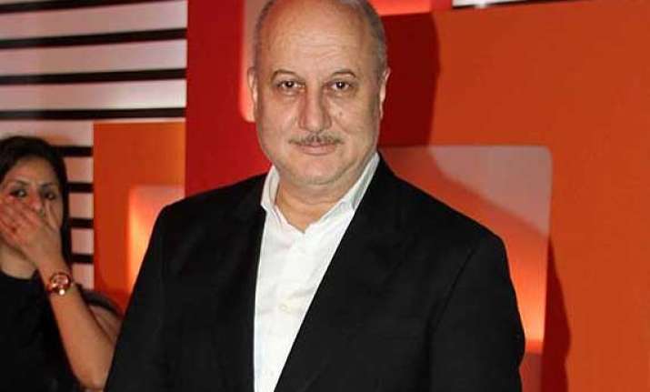 anupam kher completes 30 years in indian cinema