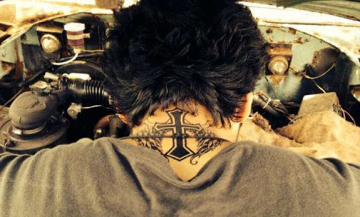 arjun kapoor to flaunt three tattoos in finding fanny