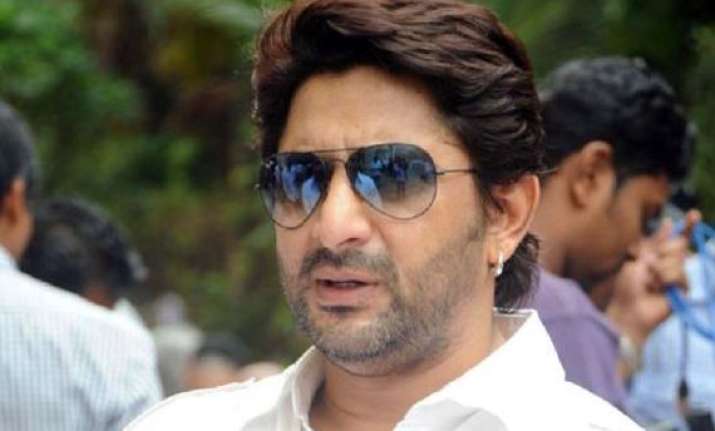 arshad off to goa for mr joe b carvalho movie snippets