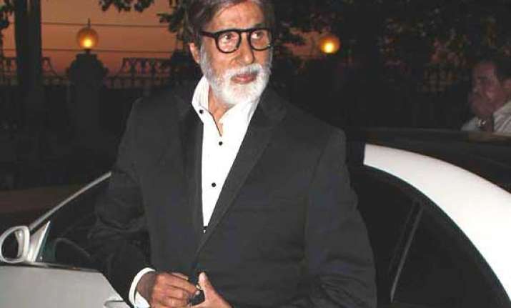 australian university names scholarship after amitabh