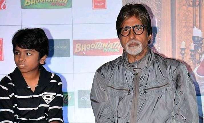 big b promotes bhoothnath returns in pakistan through video