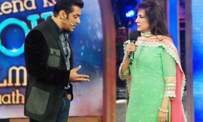 bigg boss 7 anita advani gets eliminated view pics