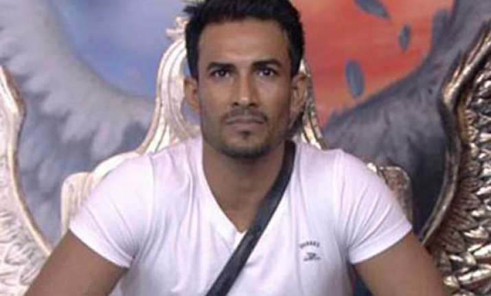 bigg boss 7 asif azim eliminated from the house view pics
