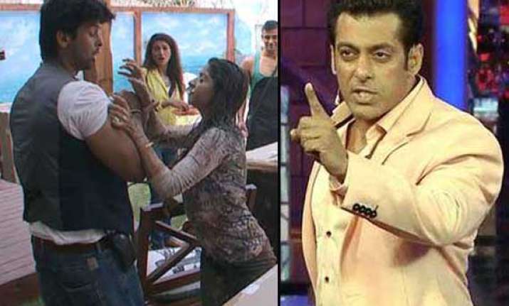bigg boss 7 celebs praise salman for backing tanisha view
