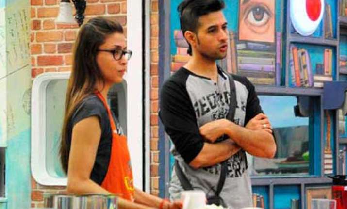 bigg boss 7 evicted shilpa eager to return to the house