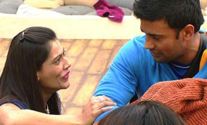 Bigg Boss7: Payal Rohatgi to marry Sangram Singh (view pics)