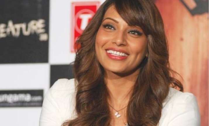 bipasha basu loves being crusader of horror in bollywood