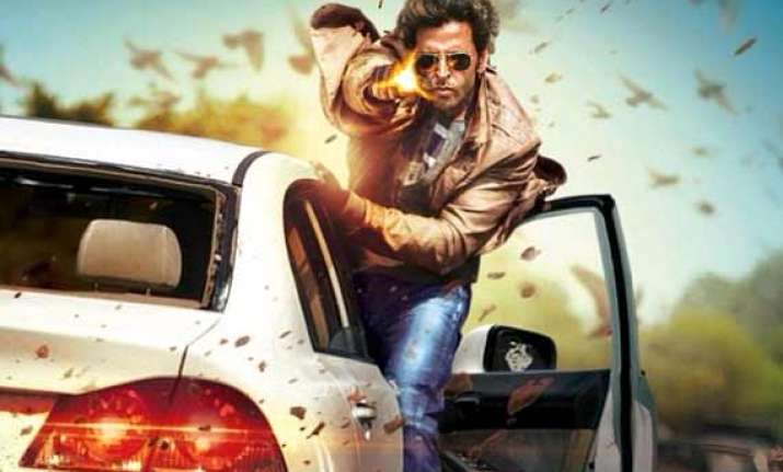 bollywood celebs blown away by hrithik katirna s bang bang