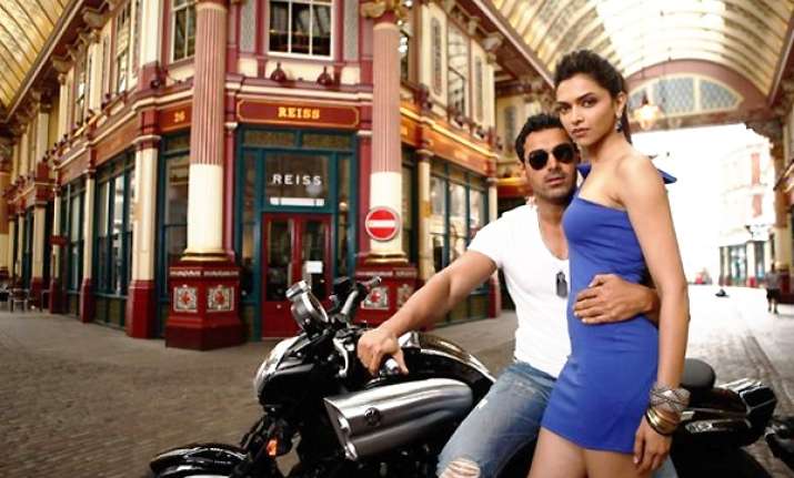 bollywood stars fake love affairs to promote films