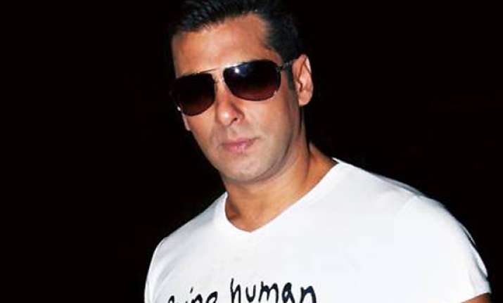 bollywood s salman khan to have surgery in us