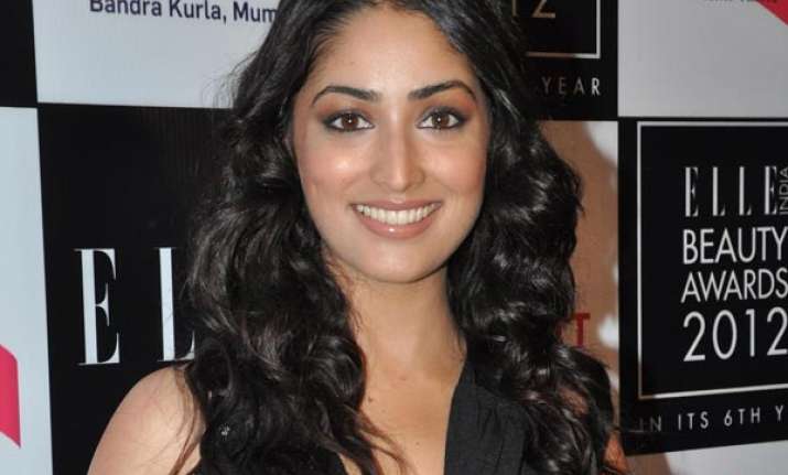 busy birthday for yami gautam