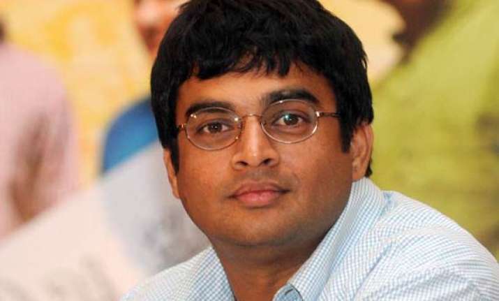 can t dance like hrithik don t have a six pack says madhavan