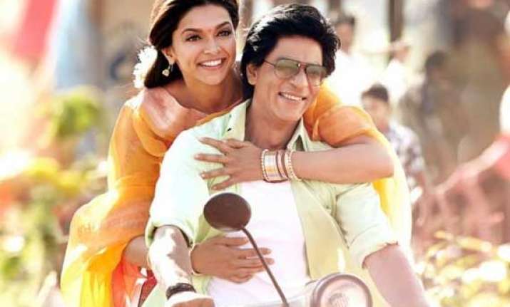 chennai express movie review shah rukh deepika conceal bad