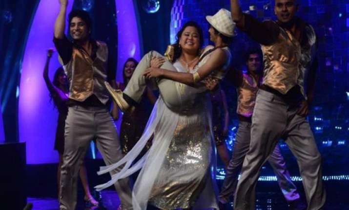 comedian bharti singh is ecstatic working with akshay