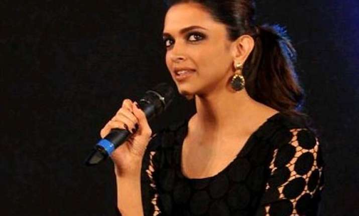 deepika padukone to attend champions league final