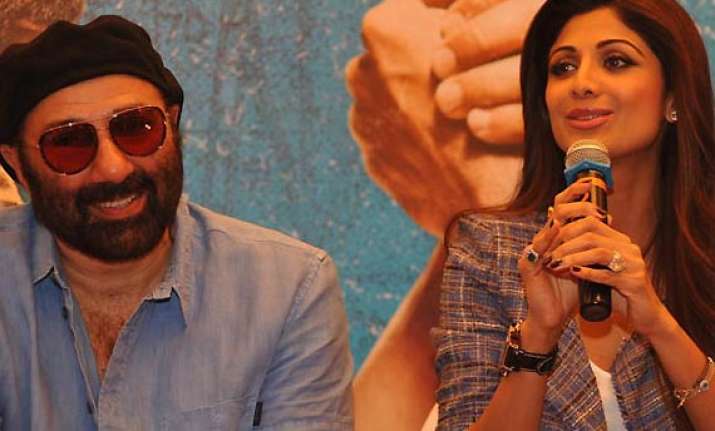 sunny deol is a safe bet for action films shilpa shetty see